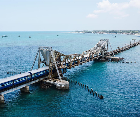 Ponnus Tours Travels