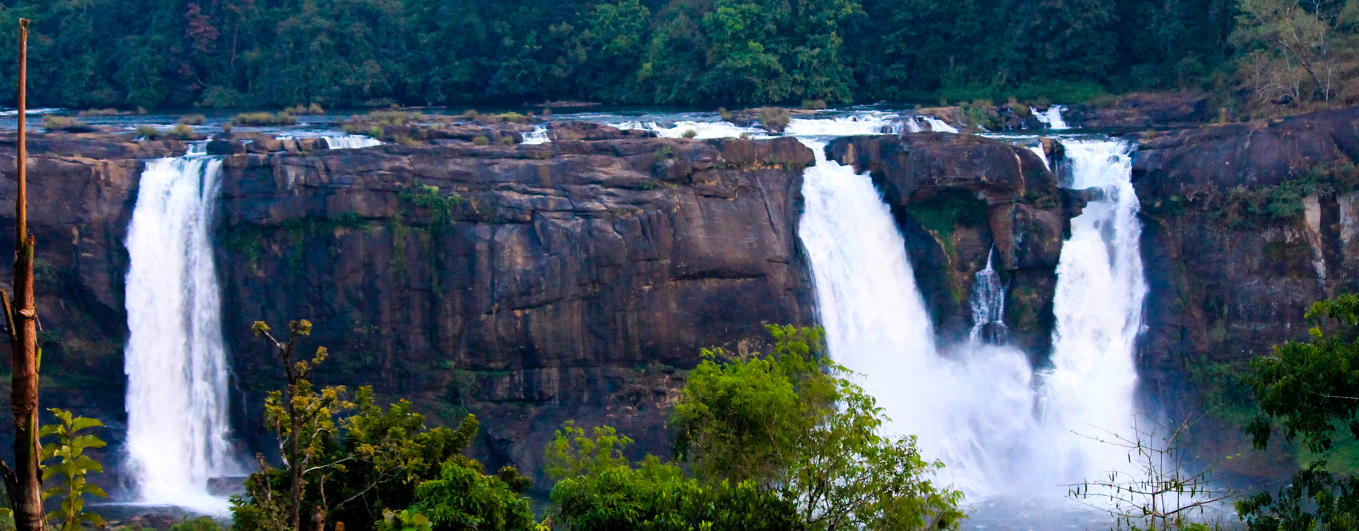 Ponnus Tours Travels
